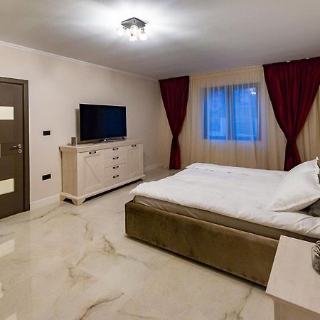 Apartmán Moky Rezident Arad Exteriér fotografie
