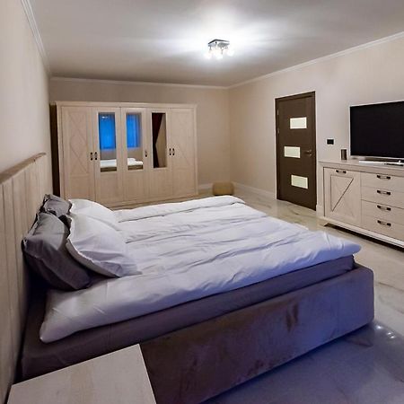 Apartmán Moky Rezident Arad Exteriér fotografie