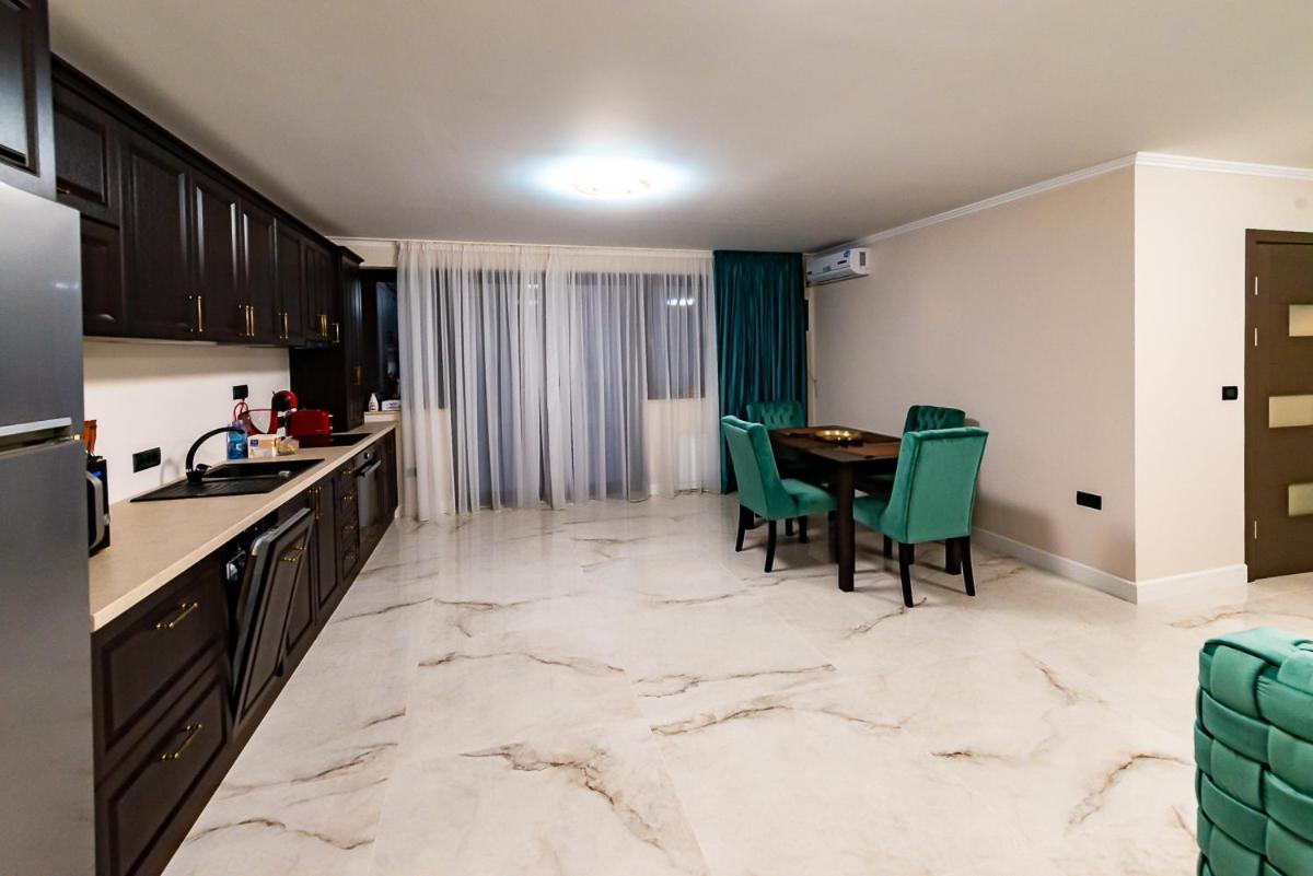Apartmán Moky Rezident Arad Exteriér fotografie