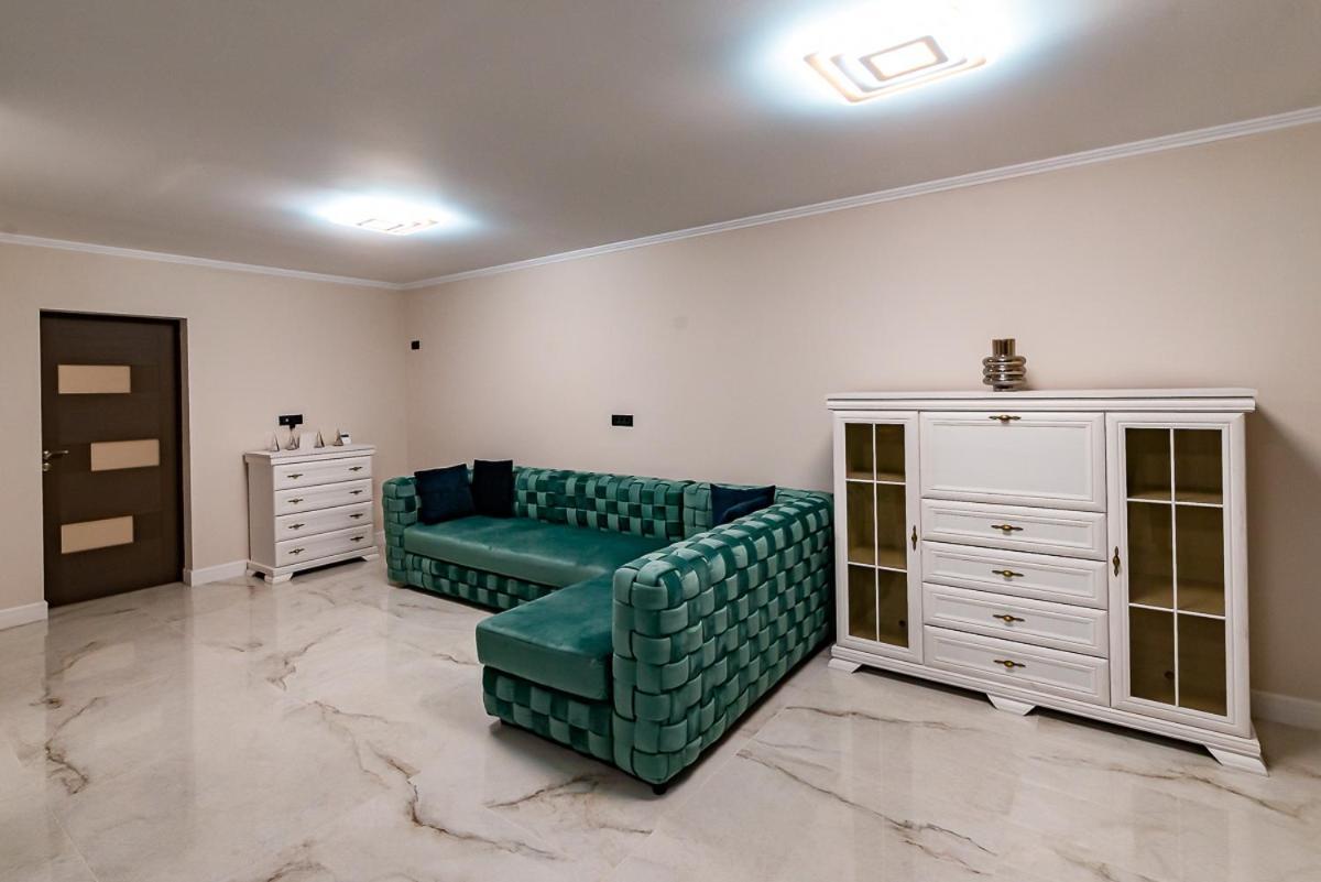 Apartmán Moky Rezident Arad Exteriér fotografie