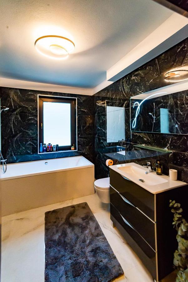 Apartmán Moky Rezident Arad Exteriér fotografie