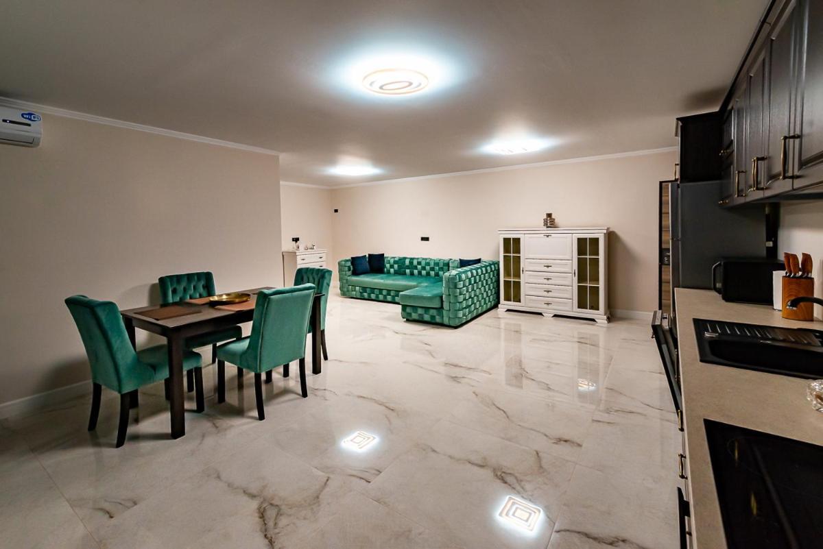 Apartmán Moky Rezident Arad Exteriér fotografie
