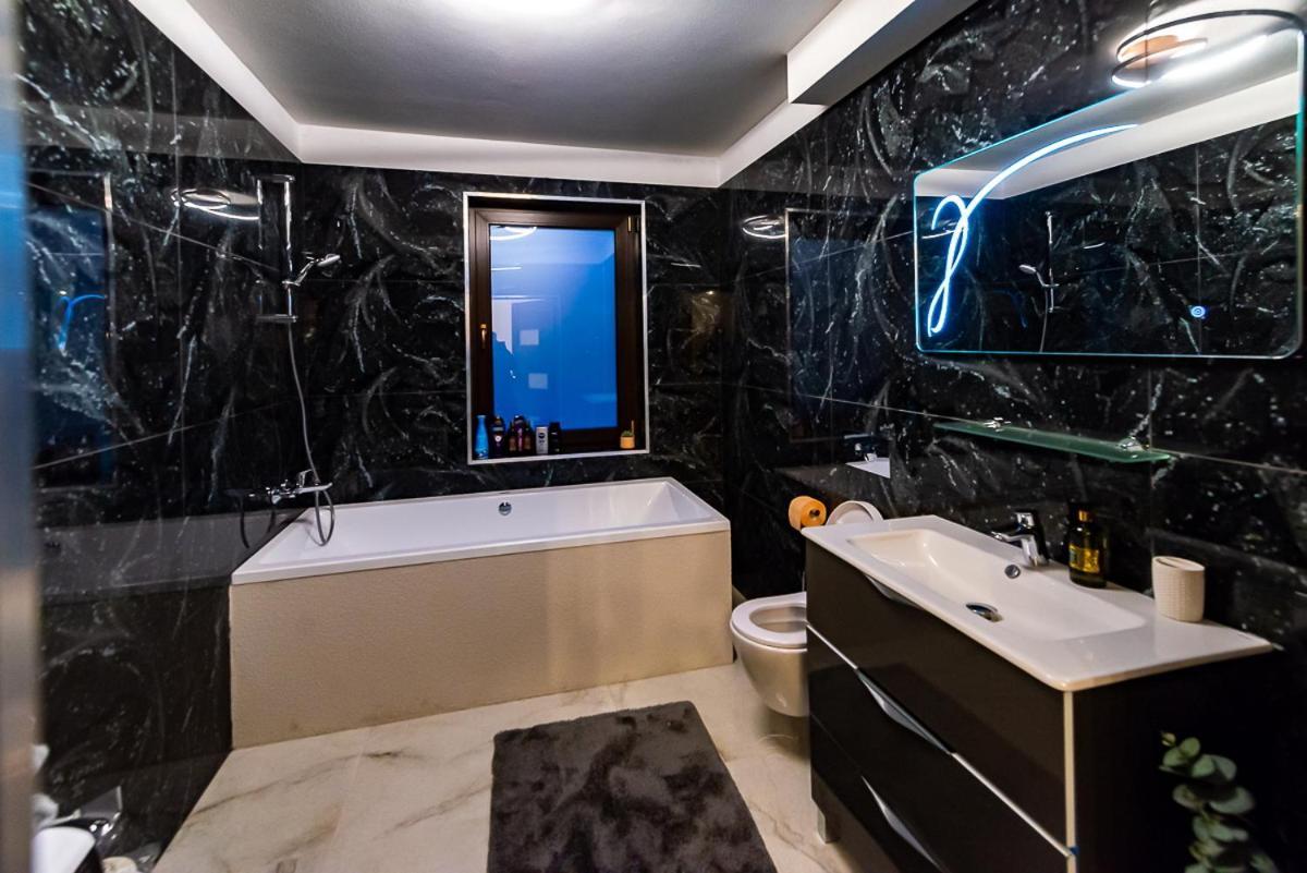 Apartmán Moky Rezident Arad Exteriér fotografie