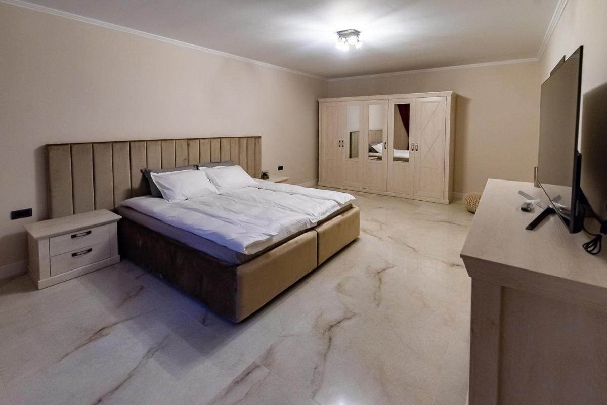 Apartmán Moky Rezident Arad Exteriér fotografie